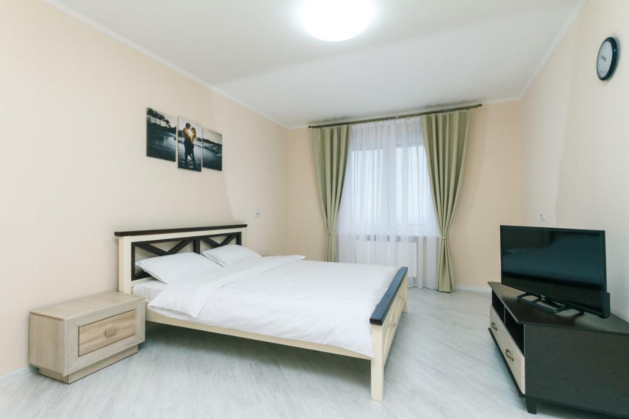 Видовая Квартира Yaroslavichi-2 Výshgorod Exterior foto