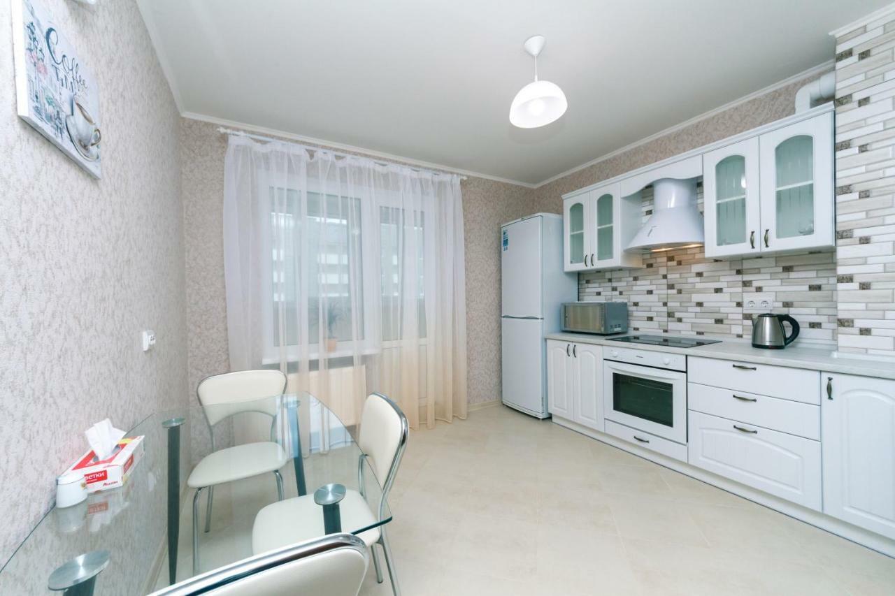 Видовая Квартира Yaroslavichi-2 Výshgorod Exterior foto